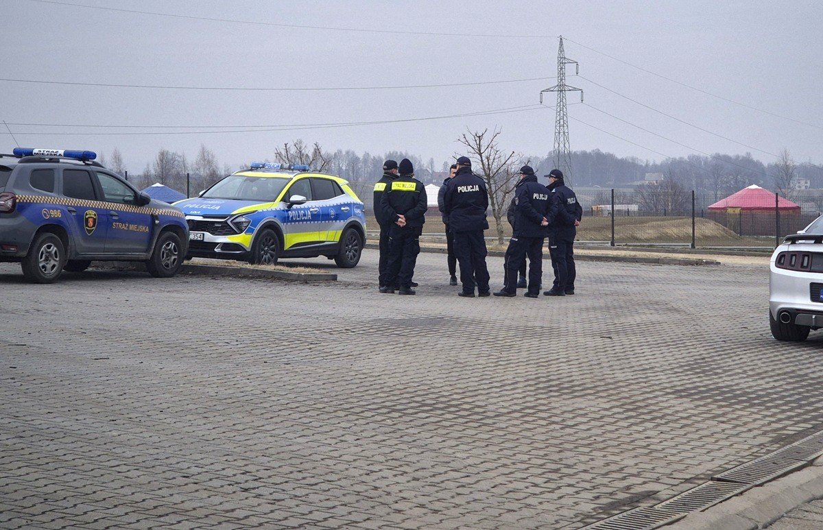 Mieszkańcy Mają Dość Pisku Opon. Wypracowano Kompromis