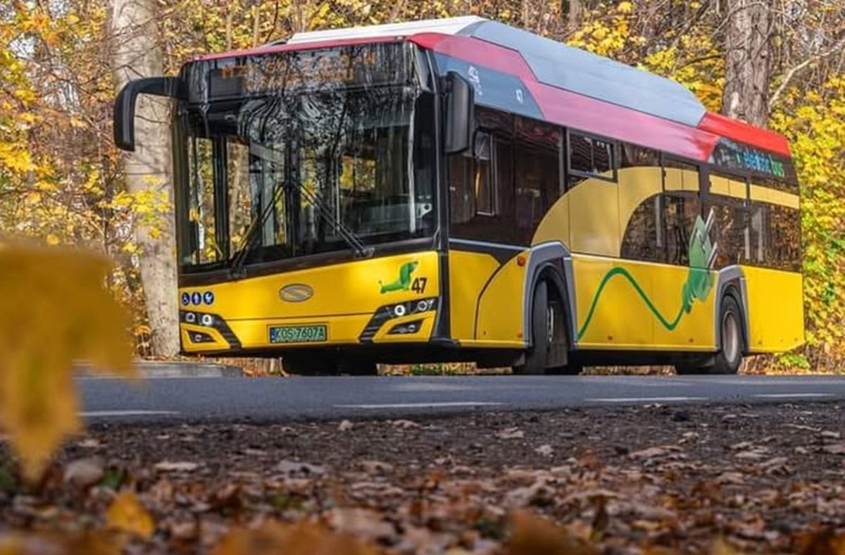 Kilkadziesiąt milionów na nowe autobusy. Prezes MZK: Koszty obsługi "elektryków" rosną