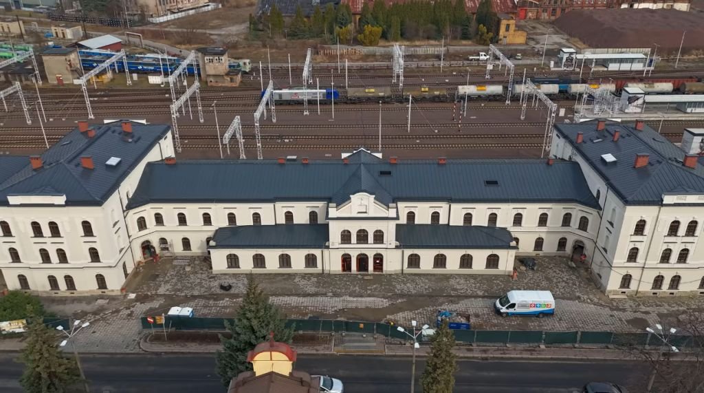 Przeprowadzka w lipcu? Dworzec nadal zamknięty