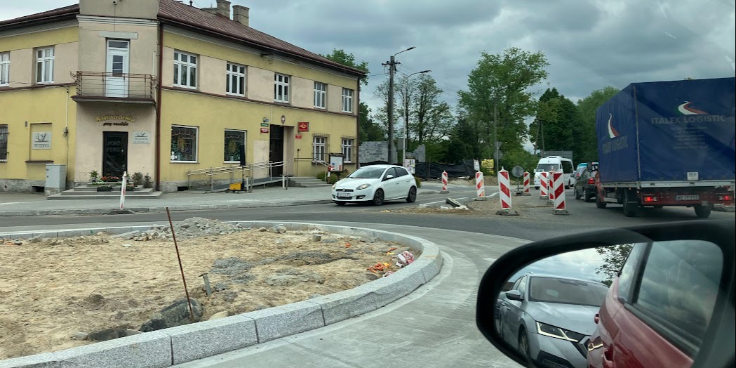 Rondo w Hałcnowie. Pytacie: kiedy wreszcie będzie gotowe?