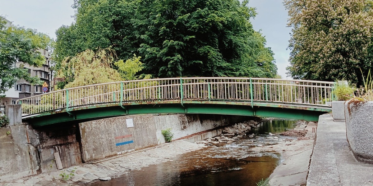 Bielsko-Biała. Krzywy mostek od dzisiaj w remoncie