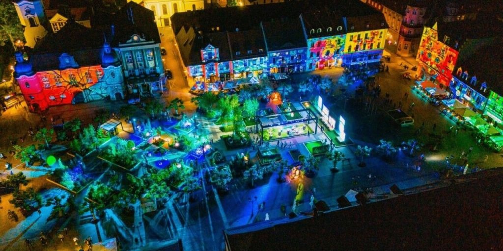 Kwitnące ogrody, widowiskowe mappingi i ceramika. Przed nami Daisy Days