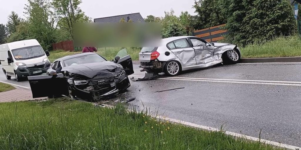 Poranny karambol w Kozach sparaliżował ruch na DK52