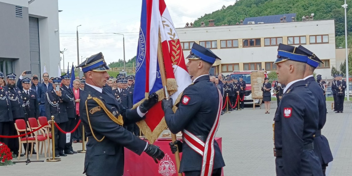 Nowa komenda, nowy etap. Strażacy z Cieszyna obchodzili ważne wydarzenie