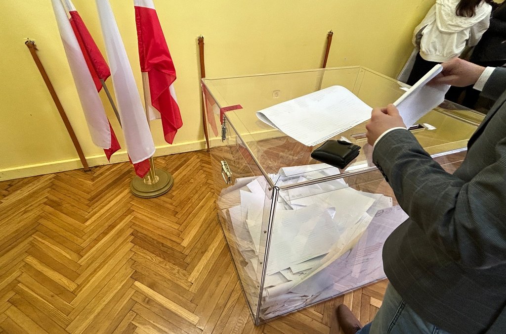 Dane O Frekwencji. Zgłoszono Incydent