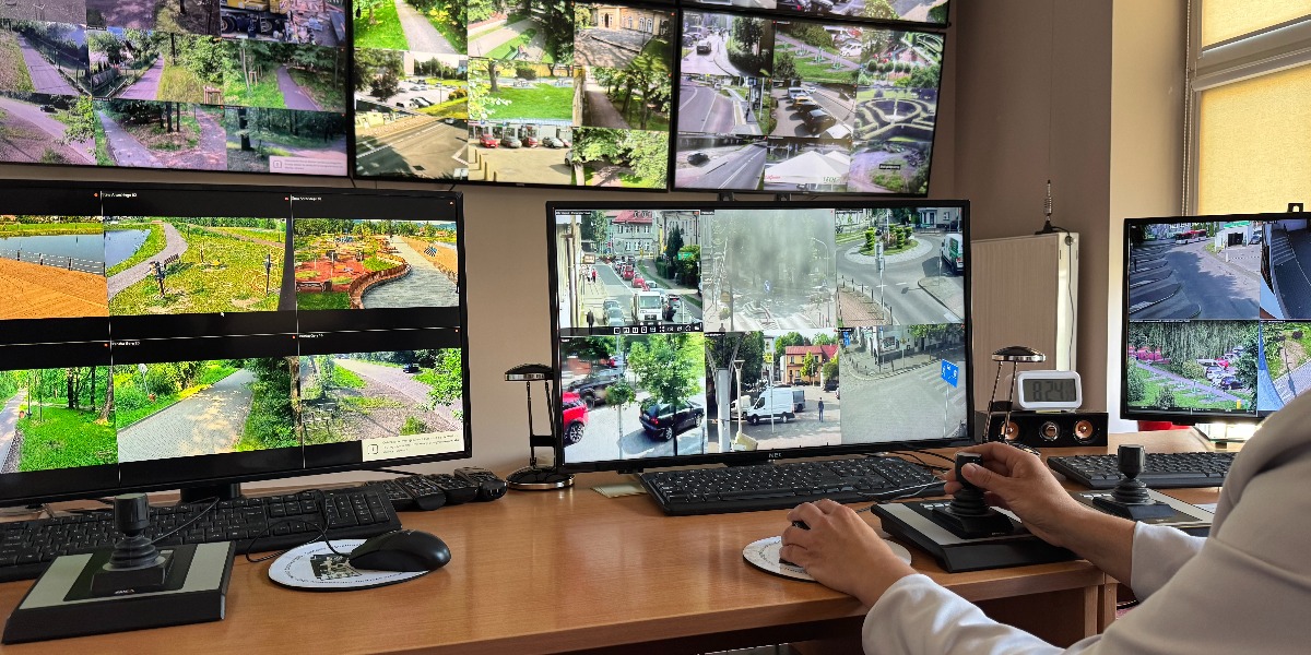 Czternaście Lat Przy Miejskich Kamerach. „Liczy Się Skupienie I Logiczne Myślenie"