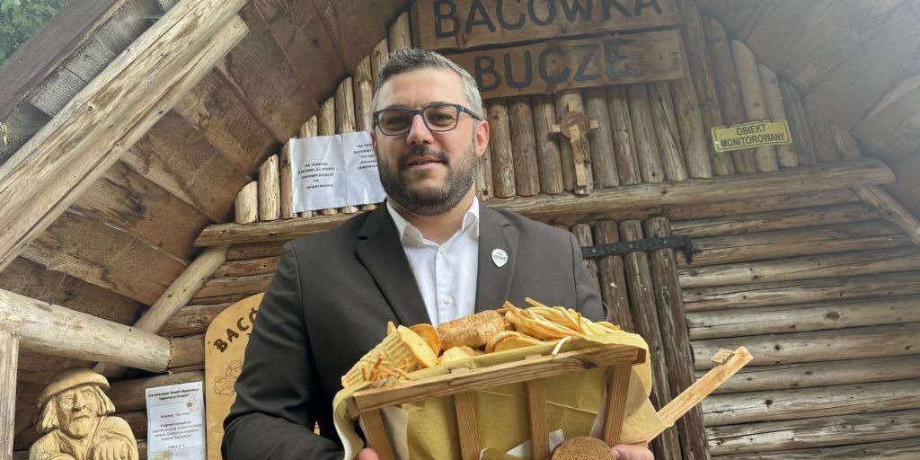 Ustroń Przegrał Zakład. Stawką Były Oscypki