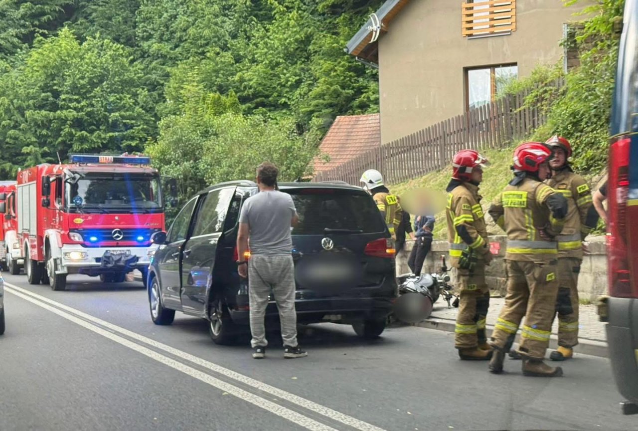 Motocyklistka Trafiła Do Szpitala. Policja Mówi O Kolizji