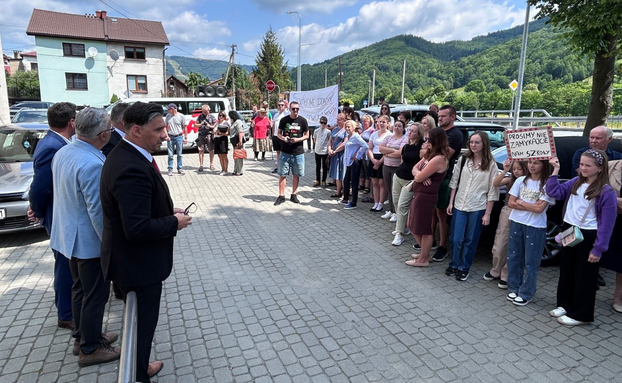 Szkoła do likwidacji? Rodzice nie chcą stowarzyszenia