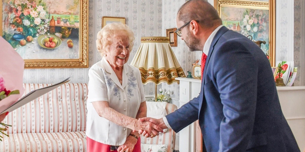 Wyjątkowe Urodziny. „Na Miłość Nigdy Nie Jest Za Późno”