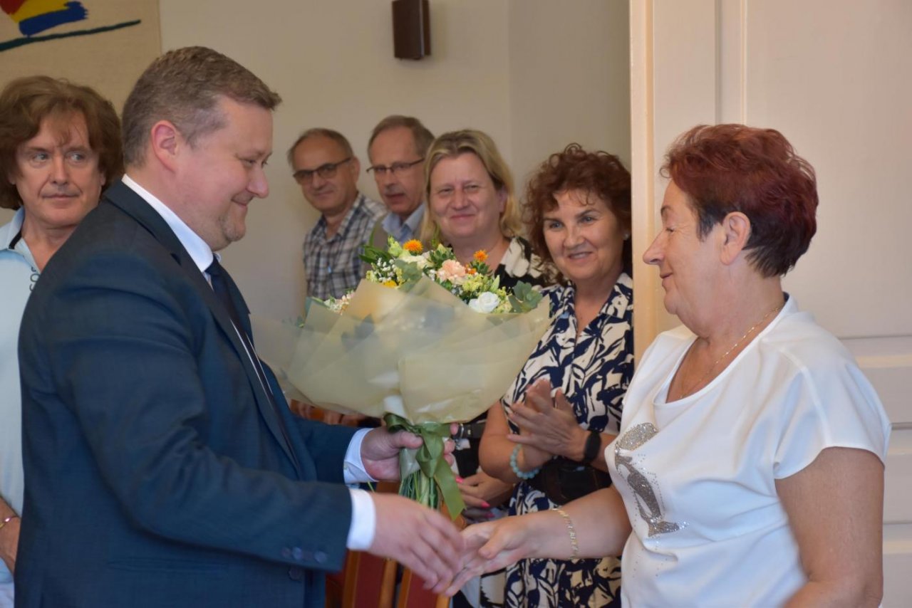 Rekordowy Budżet I Jednomyślność Radnych