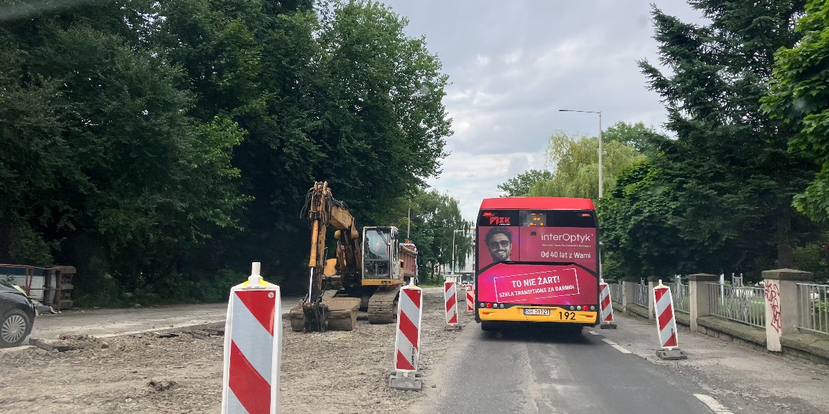 Przebudowa Piastowskiej Idzie Zgodnie Z Planem, A Po Weekendzie Kolejne Utrudnienia