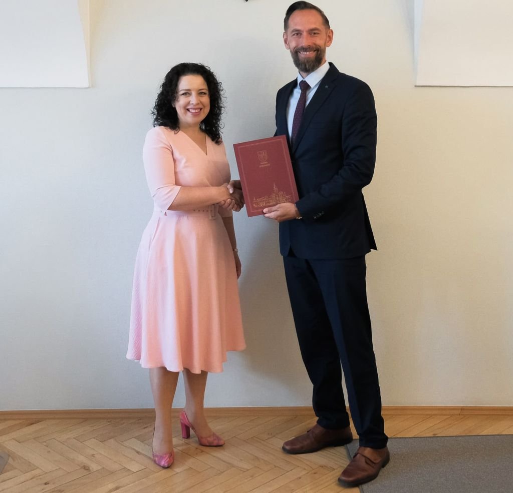 Nowy Dyrektor Szkoły I Przedszkola W Zabłociu