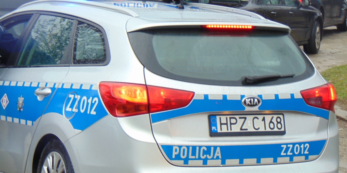 Siłą Weszli Do Pokoju, W Którym Była Seniorka