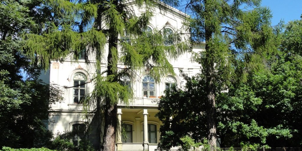 Od Sukienników Po Fabrykantów. Spacer Śladami Dawnych Elit