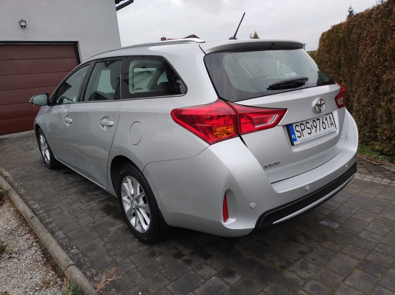 Toyota Auris kombi 1,4 D4D, krajowa, 2013 r. kamera cofania