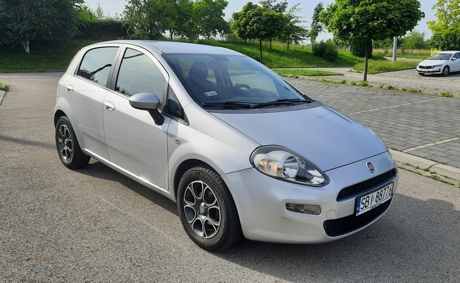 Fiat Punto 2012 Salonowy 1.4 Benzyna Serwisowany Zadbany 5 drzwi Klimatyzacja