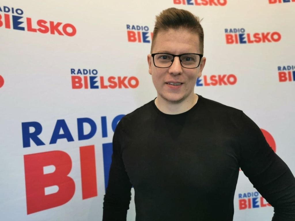 Tło