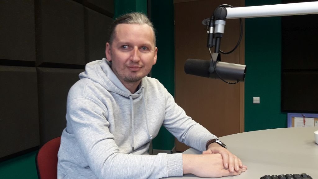 Tło