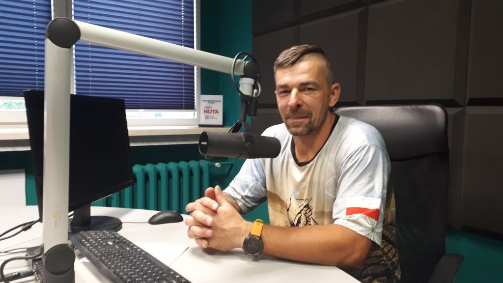 Tło