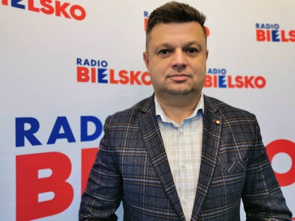 Tło