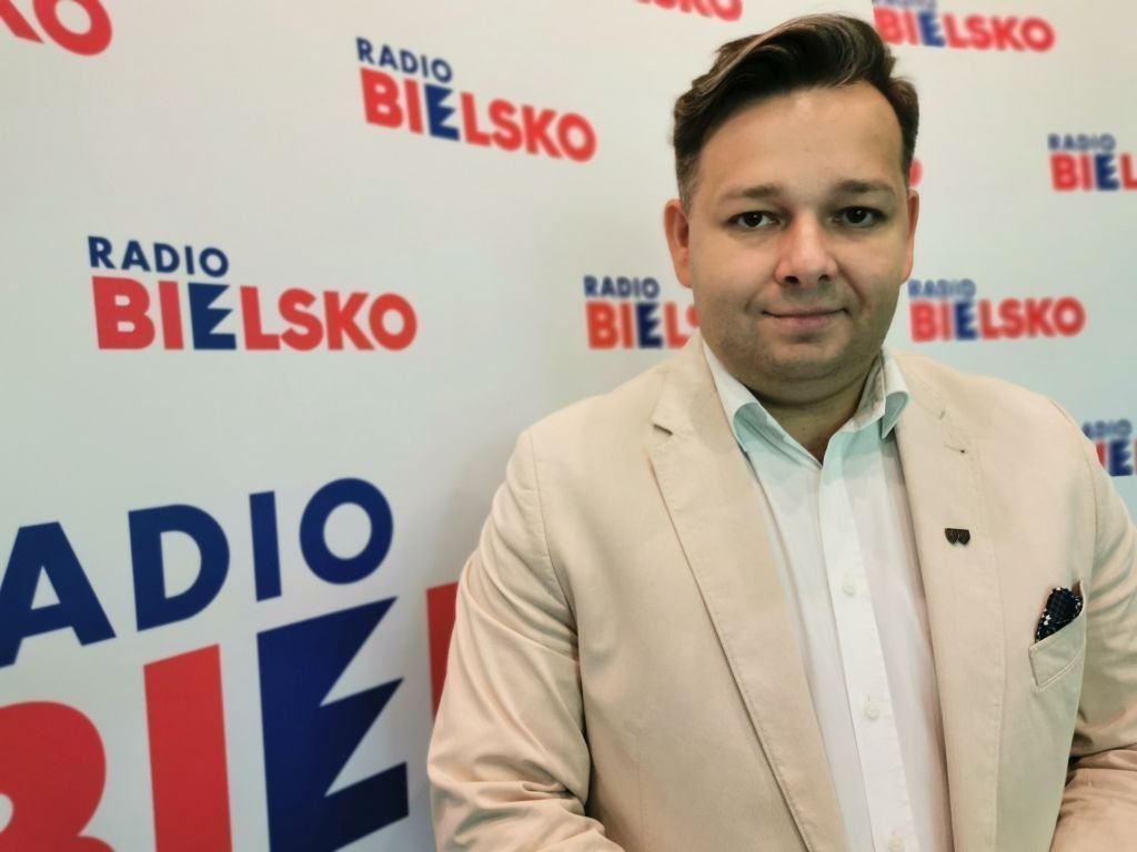 Tło