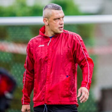 Bartłomiej Jasiński, LKS Groń Bujaków