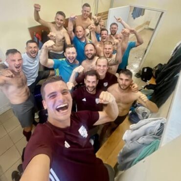 Błękitni Pierściec