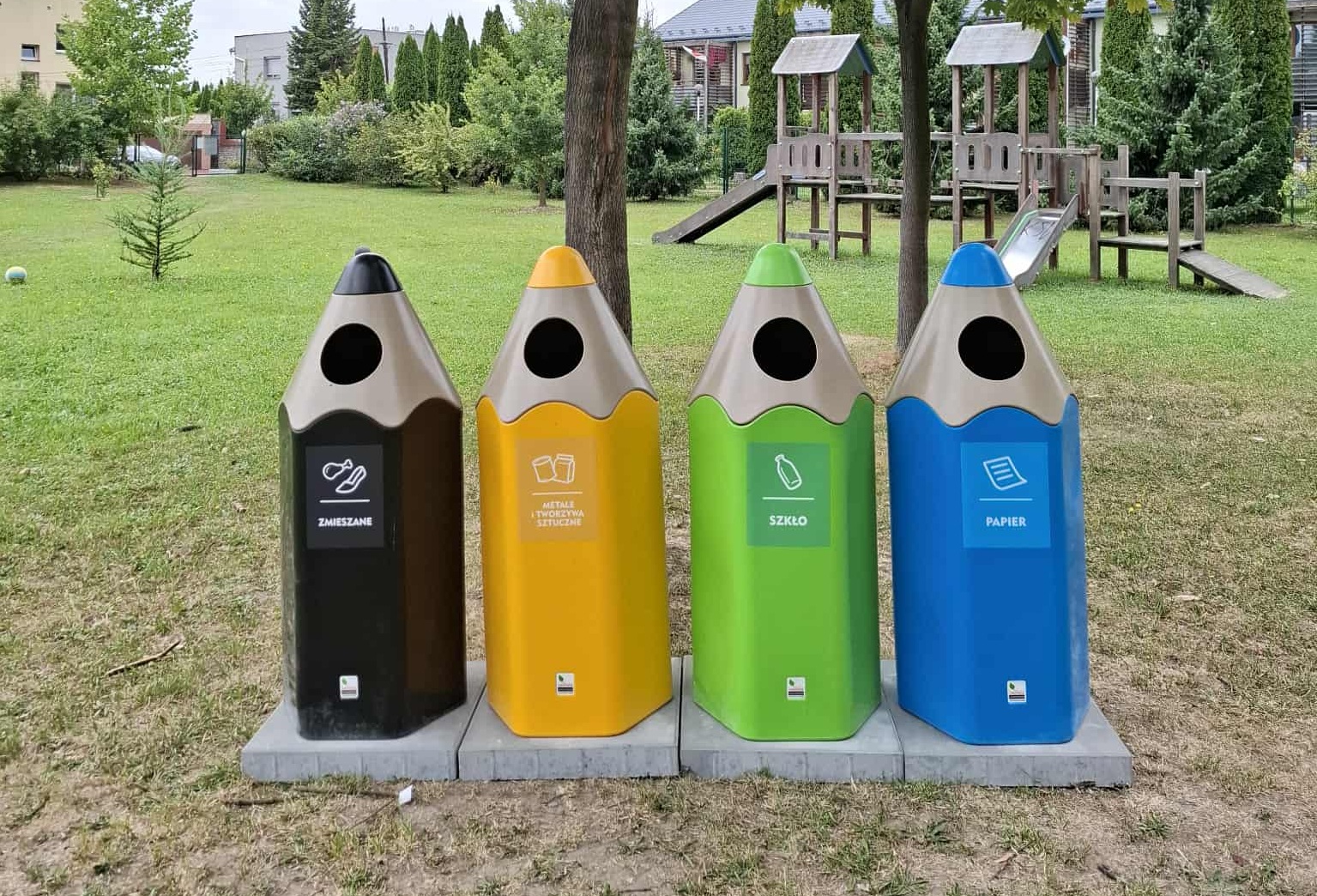 Tło