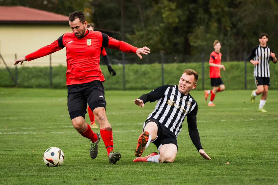 LKS Łąka, Rotuz Bronów, mecz