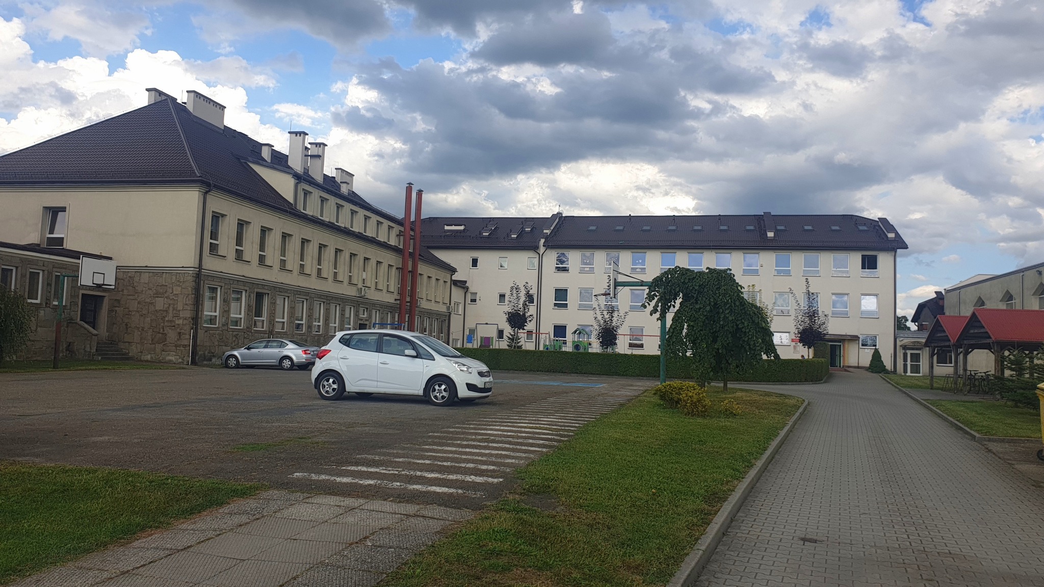 Tło