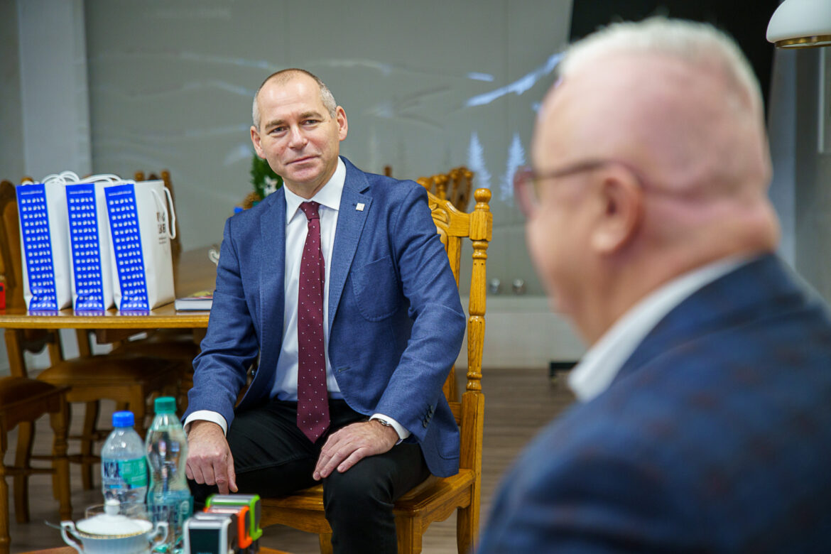 Krzysztof Brzozowski UBB