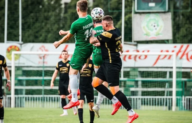 Pasjonat Dankowice - Rotuz Bronów