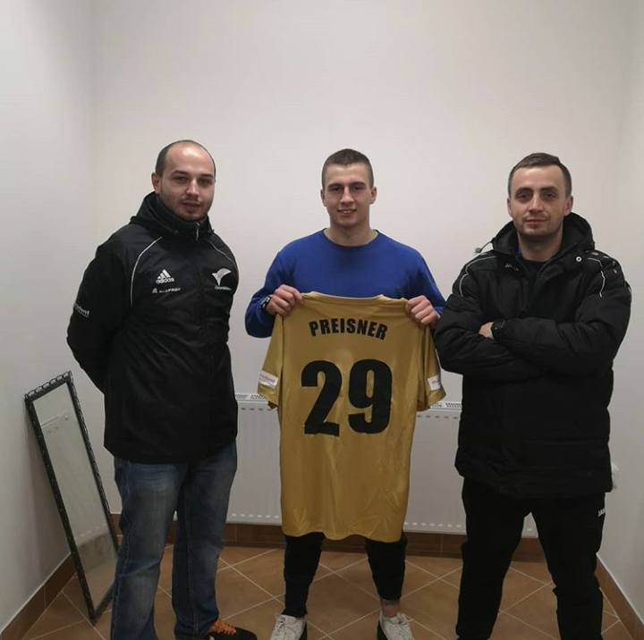 Artur Mazur i ówczesny trener Czarnych - Krzysztof Dybczyński / fot. facebook GKS Czarni Jaworze