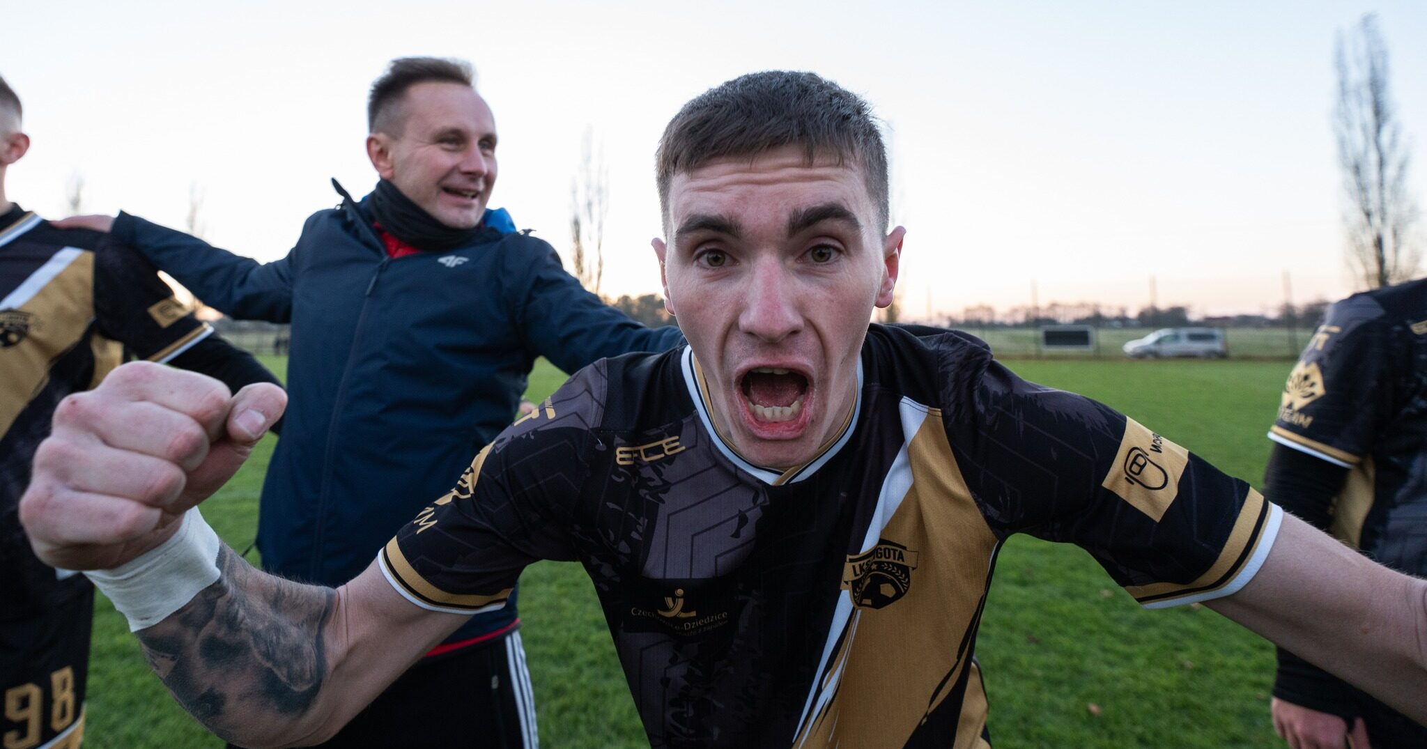 Radość Łukasza Kota po zwycięstwie nad GLKS II Wilkowice