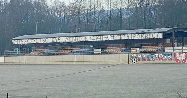 stadion protest