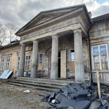 pałac bobrowskich zamek