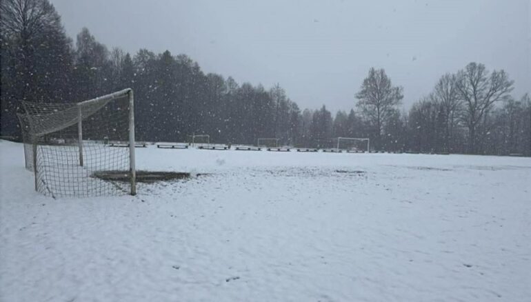 LKS Sopotnia - śnieg