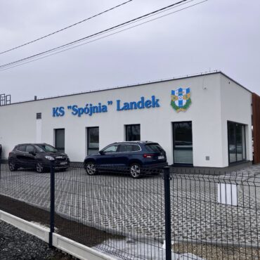 nowe zaplecze KS Spójnia Landek