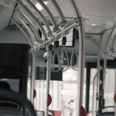 autobus wnętrze w środku