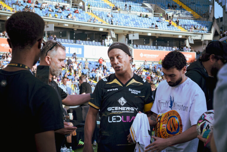 Galacticos Show - Ronaldinho