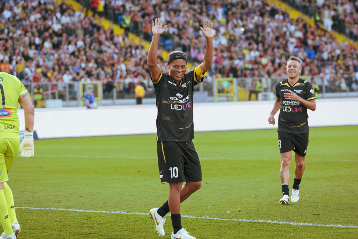 Galacticos Show - Ronaldinho