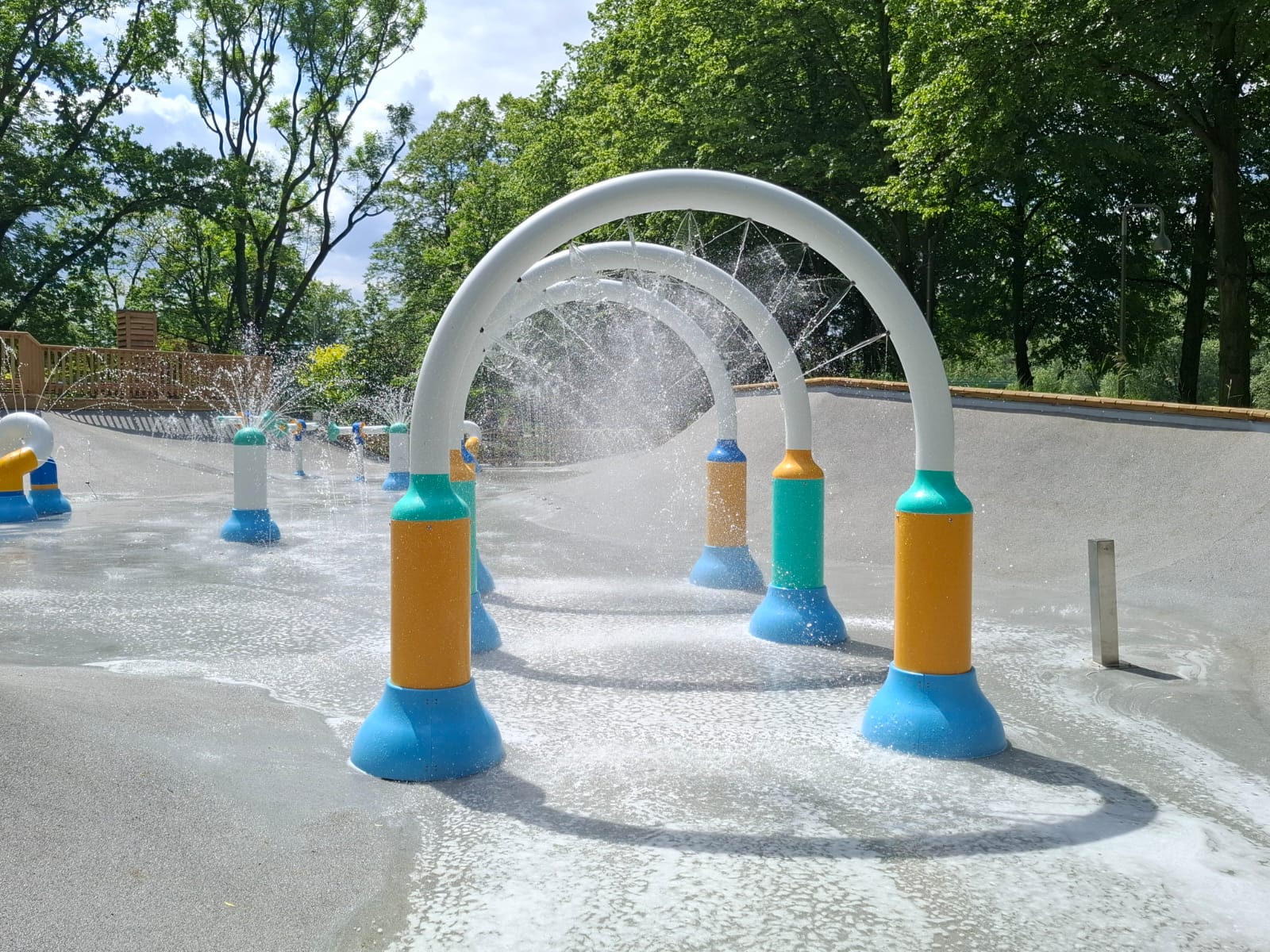 Tło