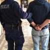 Agresywny 33-latek w rękach policji. Próbował uciekać przez okno stodoły