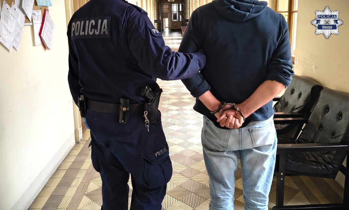 Tło