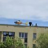 Upadek z drugiego piętra. Śmigłowiec wylądował na bloku AKTUALIZACJA