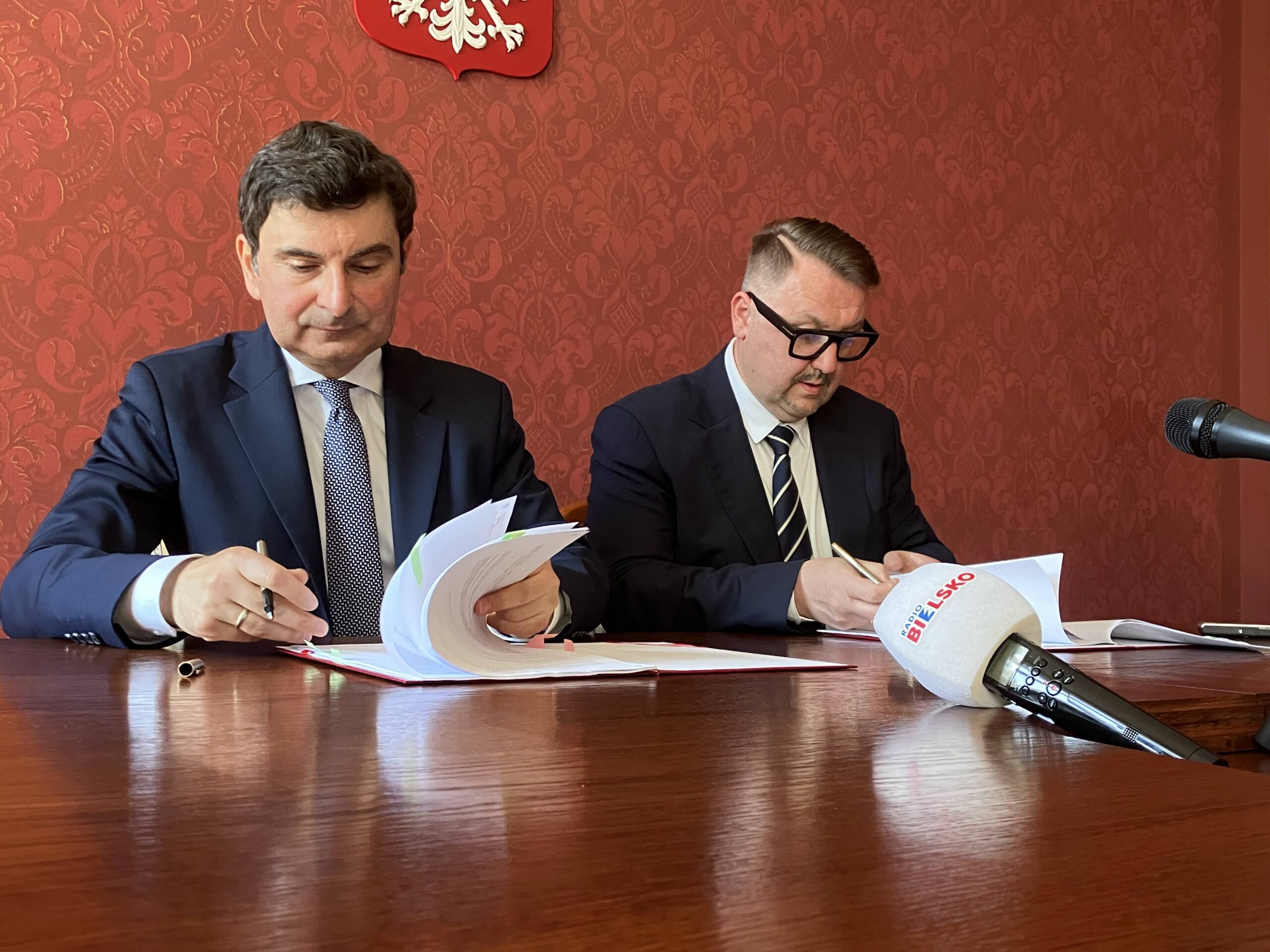 Tło