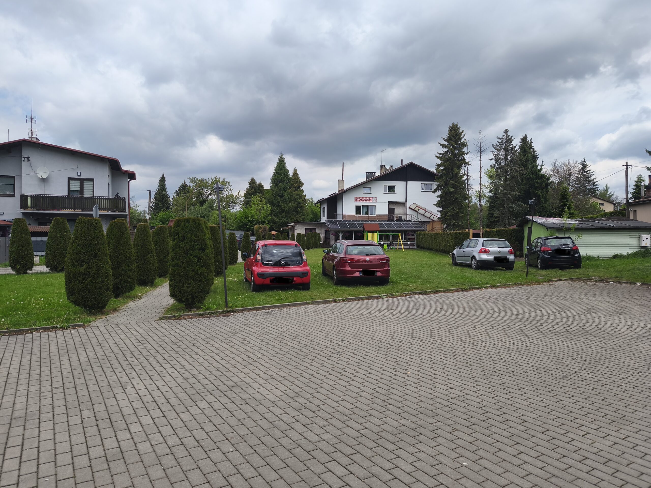 Tło