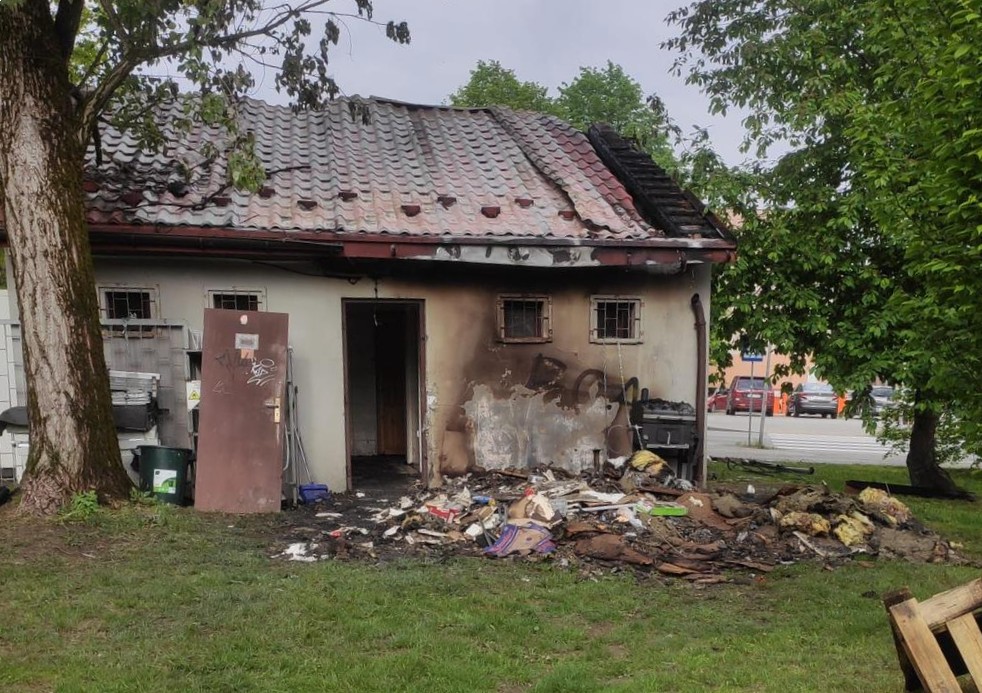 Tło