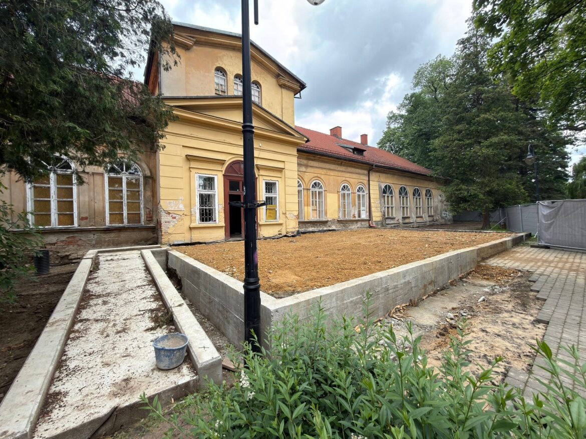 pałac bobrowskich andrychów